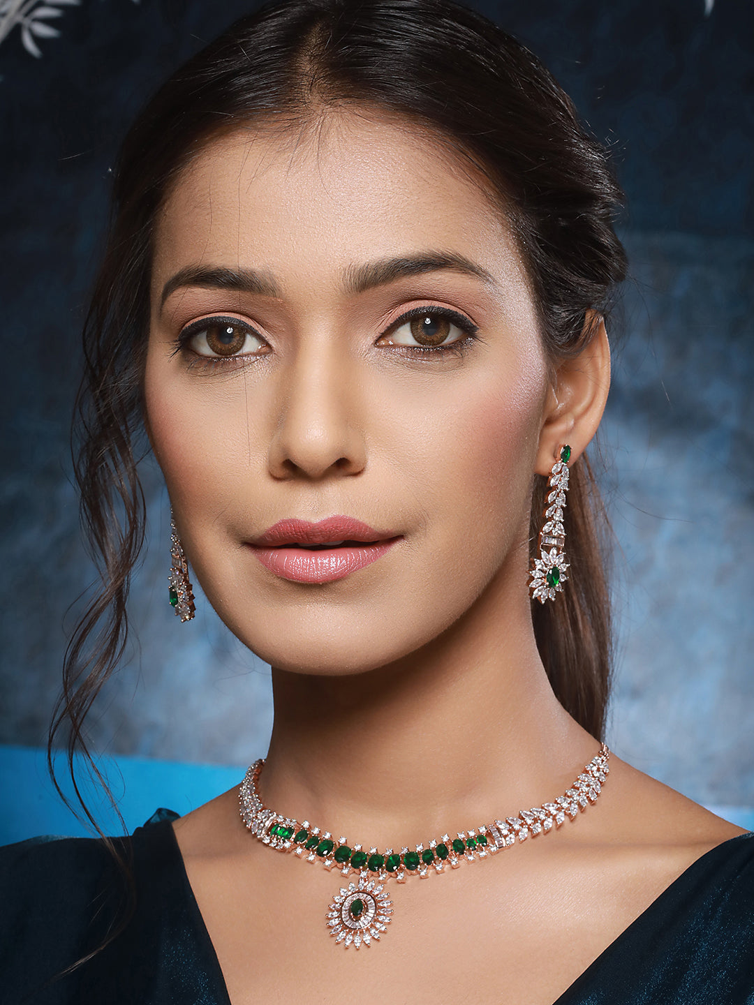 Rose Polish Green  Emerald Studded Minimal  Floral Pendant Necklace Jewellery  Set